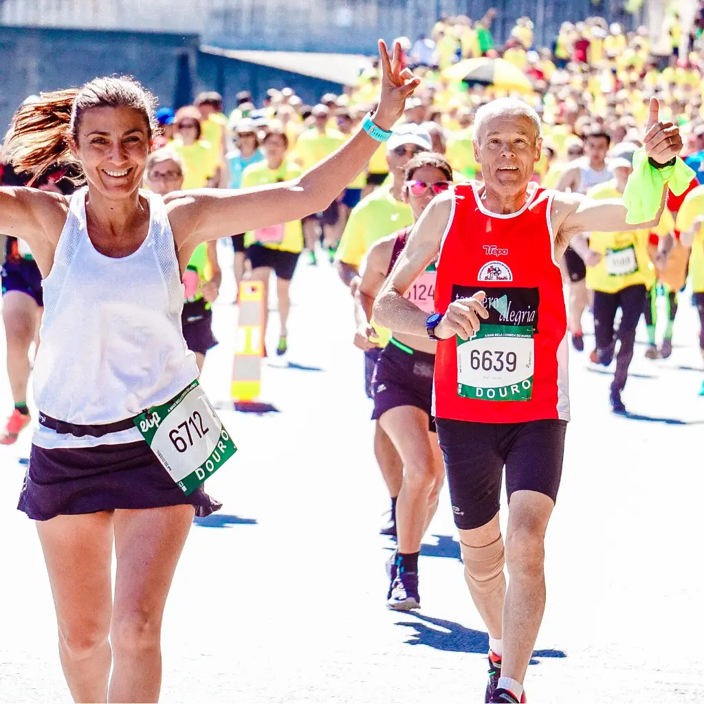 An image of a group of runners participating in a race after having obtain a marathon medical certificate from Fit Certify.