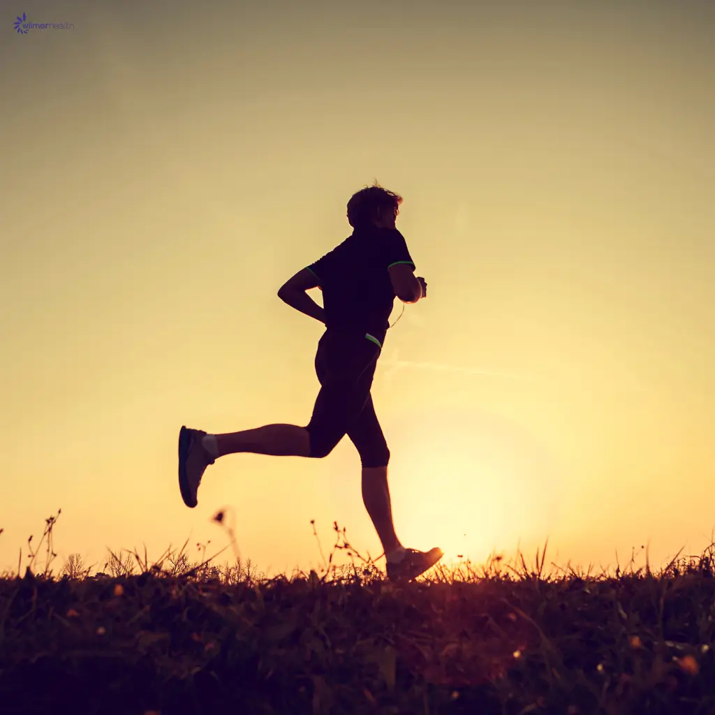 A man training for a marathon, after obtaining a marathon medical certificate from Fit Certify.